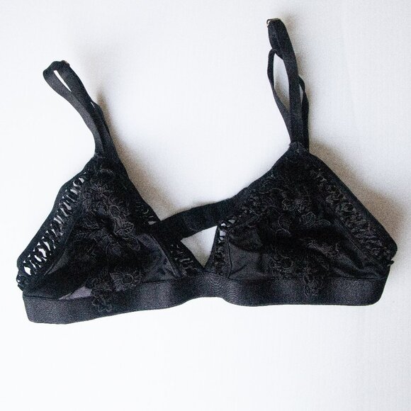 Urban Outfitters Out From Under Lace Embroidered Floral Bralette Black Small - Picture 1 of 6